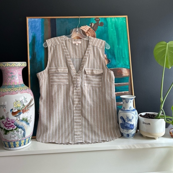 Tan Sleeveless Pullover Zip Down Blouse L - Picture 2 of 15